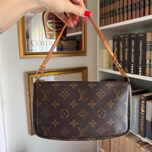 Louis Vuitton Pochette MADE IN FRANCE 🇫🇷 - Picture 3 of 14